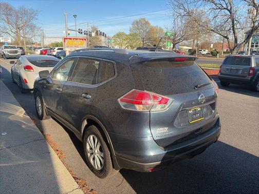 2016 Nissan Rogue SV