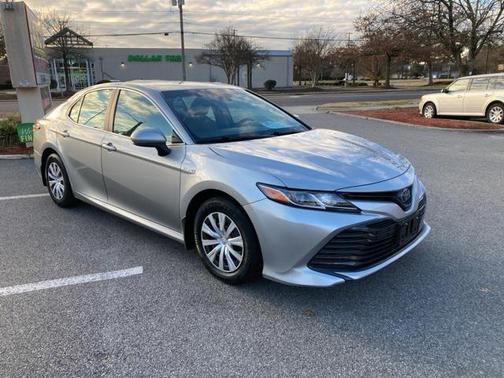 2018 Toyota Camry Hybrid LE