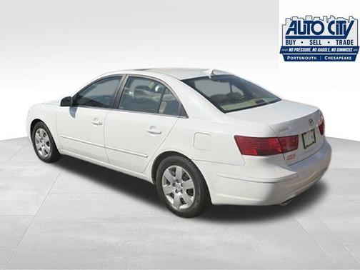 Powder White Pearl 2009 Hyundai SONATA GLS