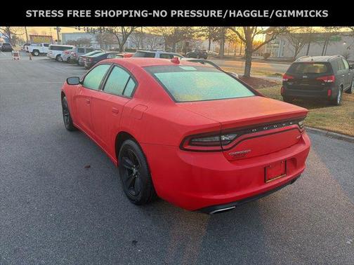 2017 Dodge Charger SXT