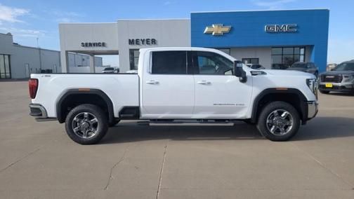 2026 GMC Sierra 2500 SLE