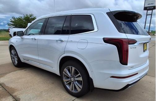 White 2024 Cadillac XT6 Premium Luxury AWD