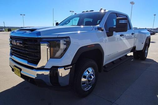 2026 GMC Sierra 3500 Pro