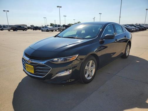 2022 Chevrolet Malibu 1LS