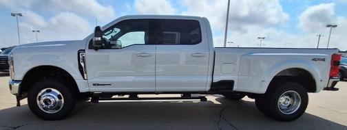White 2026 Ford F-350 Lariat Super Duty