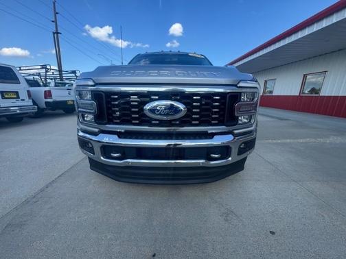 2023 Ford F-450 Lariat