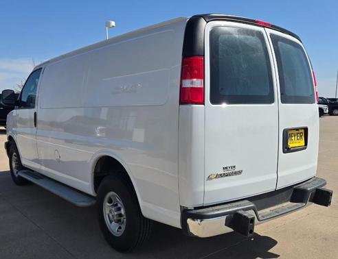 2022 Chevrolet Express 2500 Work Van