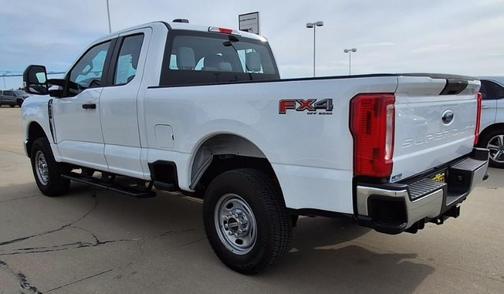 White 2024 Ford F-250 XL