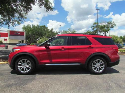 Rapid Red Metallic 2020 Ford Explorer XLT 4D SUV RWD