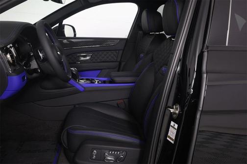 2025 Bentley Bentayga S Black Edition