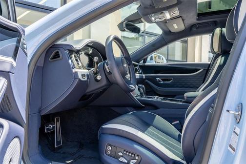 2025 Bentley Flying Spur Speed