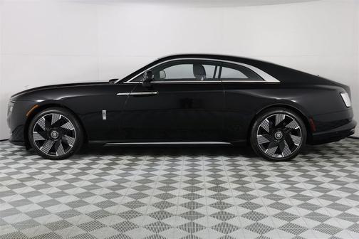 2025 Rolls-Royce Spectre 