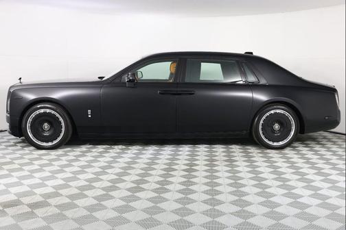 2024 Rolls-Royce Phantom EWB