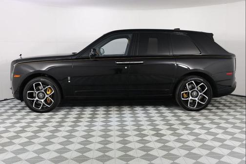 2023 Rolls-Royce Cullinan Black Badge