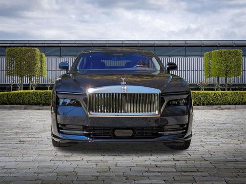 2024 Rolls-Royce Spectre 