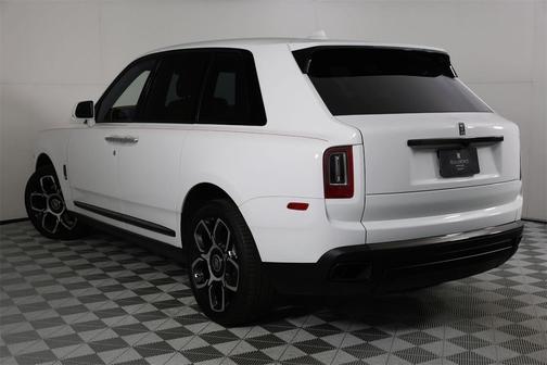 2024 Rolls-Royce Cullinan Black Badge