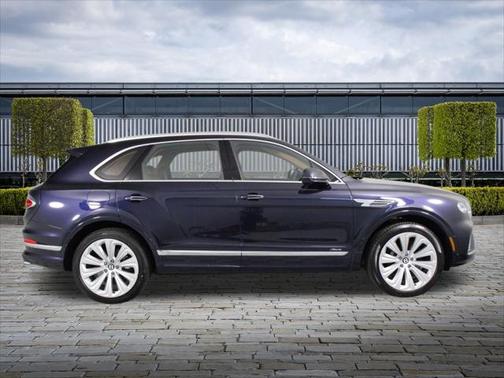 2024 Bentley Bentayga Azure