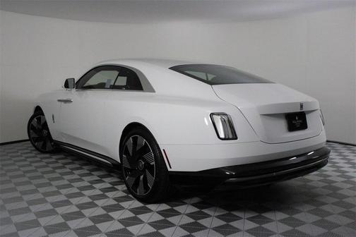 2025 Rolls-Royce Spectre 