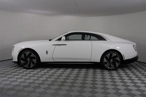 2025 Rolls-Royce Spectre 