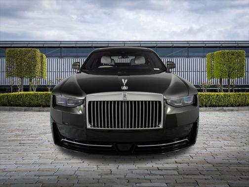 2025 Rolls-Royce Ghost