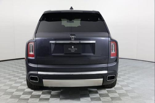 2024 Rolls-Royce Cullinan Base