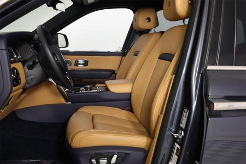 2024 Rolls-Royce Cullinan Base