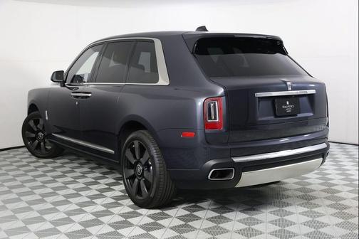 2024 Rolls-Royce Cullinan Base