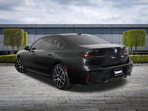 2024 BMW i7 eDrive50