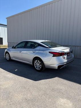 Brilliant Silver Metallic 2020 Nissan Altima S FWD