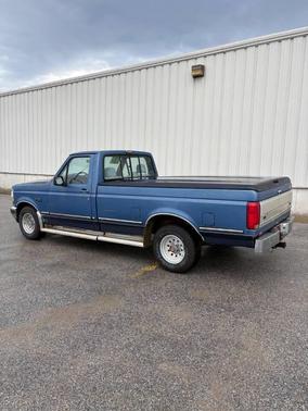 Bimini Blue Metallic 1993 Ford F-150 XLT