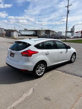 Oxford White 2015 Ford Focus SE