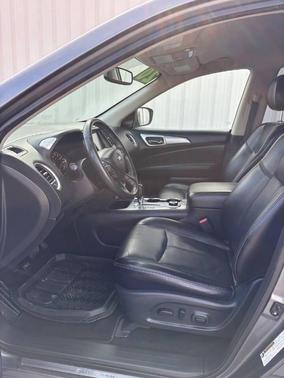 2020 Nissan Pathfinder SL 4WD