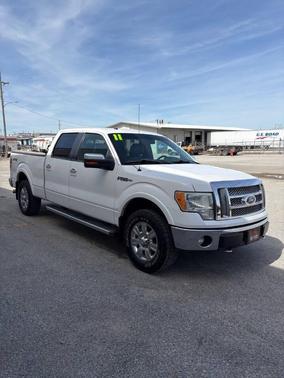 Oxford White 2011 Ford F-150 Lariat