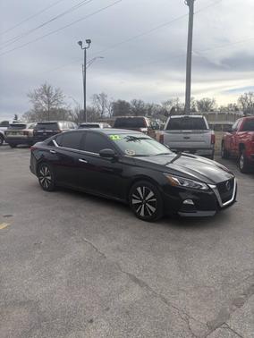 2022 Nissan Altima 2.5 SV