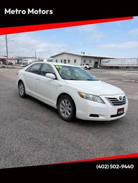 Super White 2009 Toyota Camry Hybrid SE