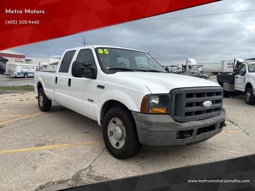2005 Ford F-250 XL Crew Cab