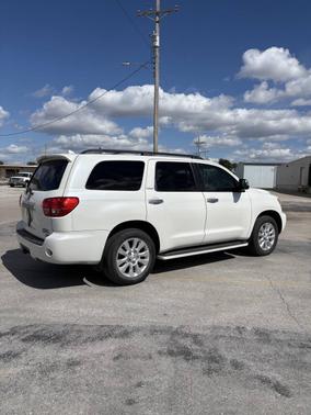 2011 Toyota Sequoia Platinum
