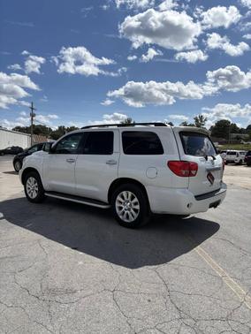 2011 Toyota Sequoia Platinum