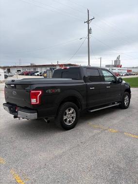 Tuxedo Black Metallic 2015 Ford F-150 XLT