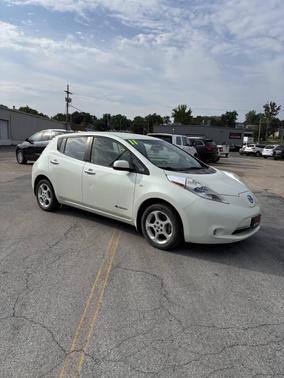 2011 Nissan Leaf SL