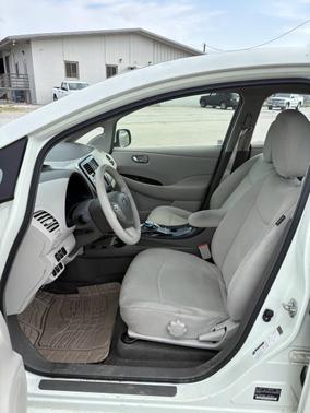 2011 Nissan Leaf SL