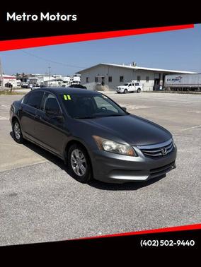 Alabaster Silver Metallic 2011 Honda Accord SE
