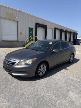 Alabaster Silver Metallic 2011 Honda Accord SE