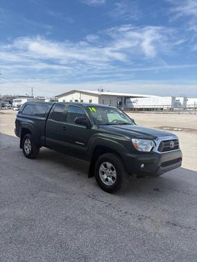 2014 Toyota Tacoma Base
