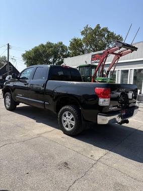 2011 Toyota Tundra Grade