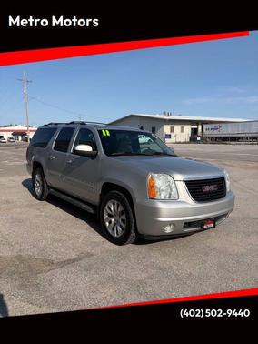 Pure Silver Metallic 2011 GMC Yukon XL 1500 SLT