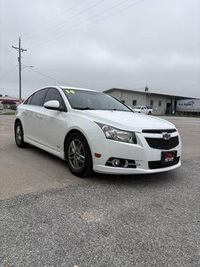 Summit White 2014 Chevrolet Cruze 1LT