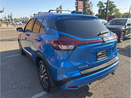 Blue 2021 Nissan Kicks SV