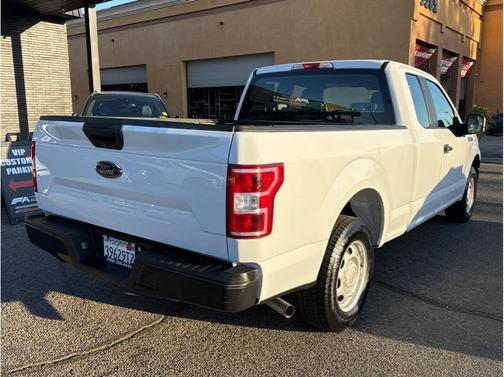 Oxford White 2019 Ford F-150 XL