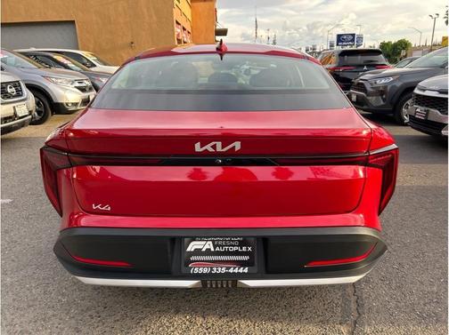 2025 Kia K4 LXS